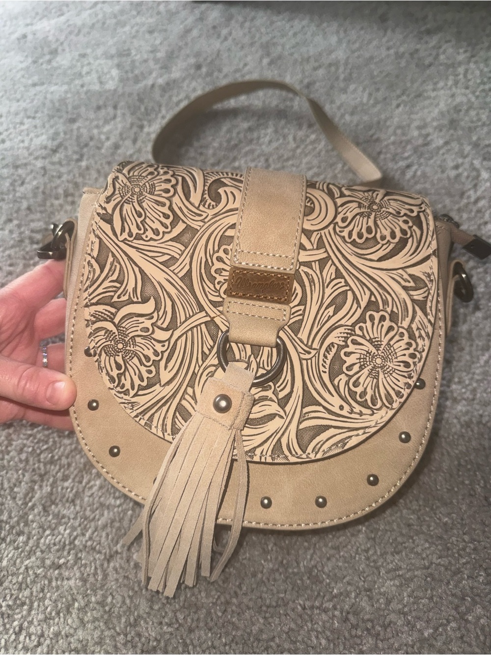 Wrangler crossbody western tan beige tooled leather saddle bag for Wallen Ella